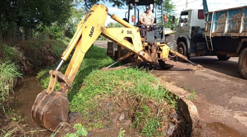San Javier: Avanzan los trabajos de mantenimiento para mejorar la infraestructura urbana